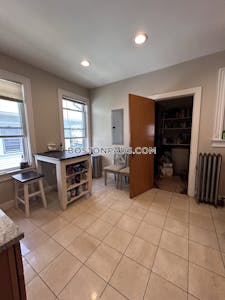 Allston 3 Beds 1 Bath Boston - $3,800