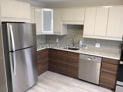 Brighton 3 Beds 2.5 Baths Boston - $4,000 50% Fee