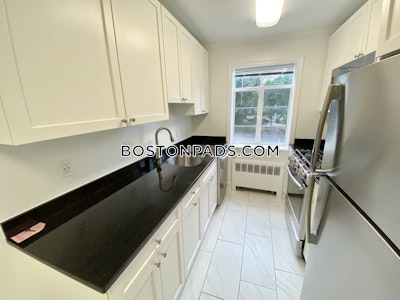 Brookline 1 Bed 1 Bath  Coolidge Corner - $3,095 No Fee