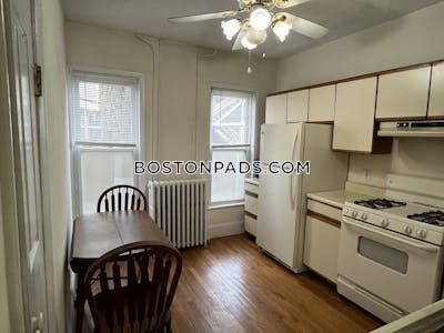 Brookline 1 Bed 1 Bath BROOKLINE- BROOKLINE VILLAGE $2,600  Brookline Village - $2,600