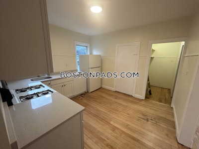 Medford 3 Bed 1 Bath MEDFORD  Tufts - $3,950 No Fee