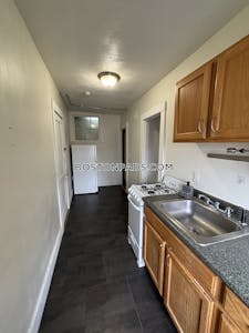 Somerville 1 Bed 1 Bath  Winter Hill - $2,450 No Fee