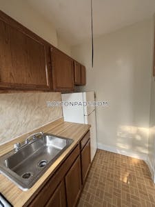 Malden Studio 1 Bath - $1,750 No Fee