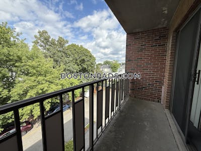 Newton 1 Bed 1 Bath  Newtonville - $2,300 No Fee
