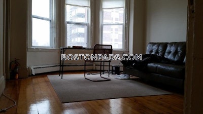 Mission Hill 3 Beds 1 Bath Boston - $4,600