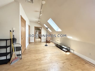 Mission Hill 2 Beds 1 Bath Boston - $3,350