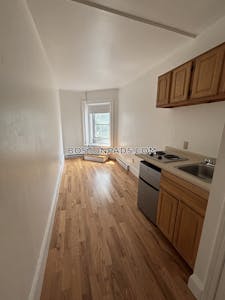 Brookline Studio 1 Bath  Longwood Area - $1,795 No Fee