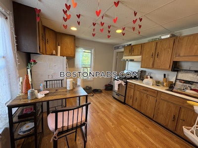 Dorchester/south Boston Border 2 Beds 1 Bath Boston - $2,500 No Fee