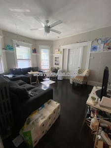 Somerville Roomy 6 Beds 2 Baths on Bromfield Rd  Tufts - $9,000