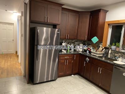 Medford 7 Beds 2 Baths  Tufts - $9,100 No Fee