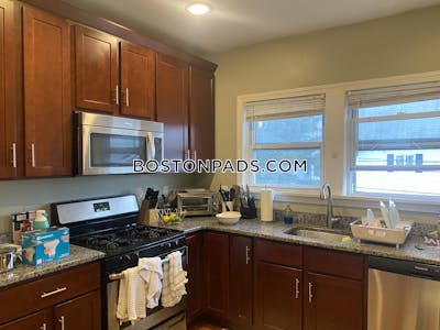 Somerville 4 Bed 2 Bath  Tufts - $5,300