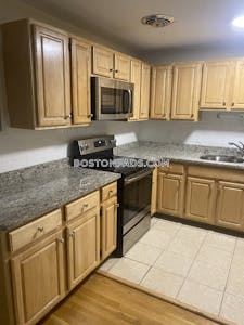 Brookline 2 Beds 1 Bath  Coolidge Corner - $3,100 No Fee