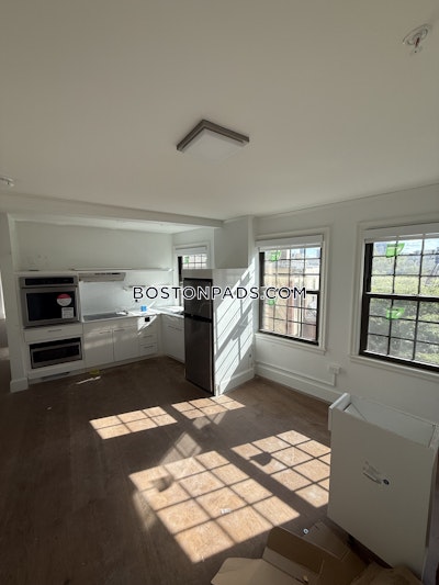 Cambridge 2 Beds 1 Bath  Harvard Square - $3,600 No Fee