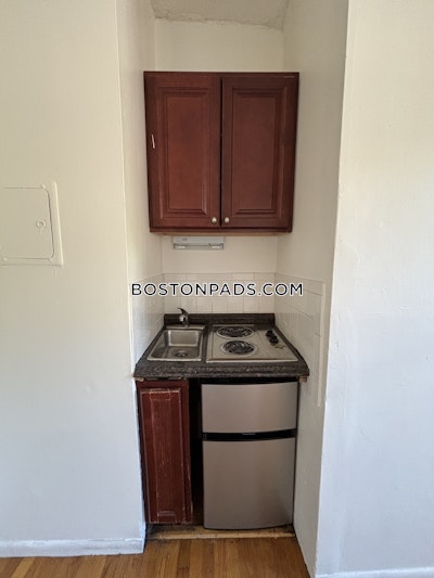 Mission Hill Studio 1 Bath Boston - $1,595 No Fee
