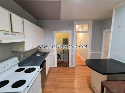 Mission Hill 2 Beds 1 Bath Boston - $3,200 No Fee