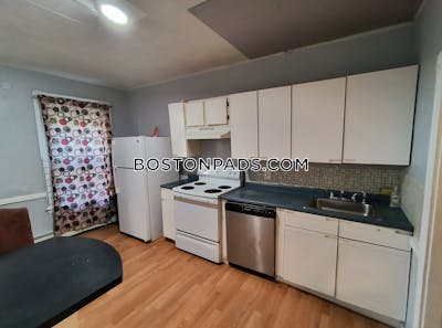 Mission Hill 3 Beds 1 Bath Boston - $3,200 No Fee