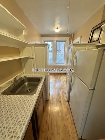 Allston Studio 1 Bath Boston - $1,850 No Fee