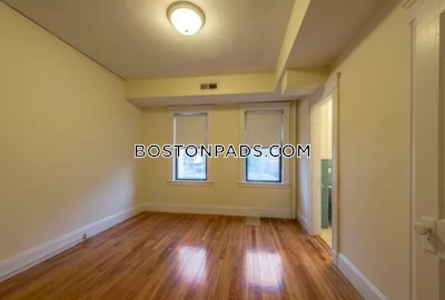Brookline 4 Bed 2 Bath BROOKLINE- BOSTON UNIVERSITY $5,600  Boston University - $5,200
