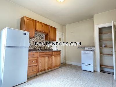 Beacon Hill Cute 2BD 1BA Apartment in Historic Beacon Hill Boston - $2,800