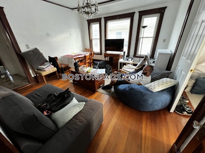 Somerville 4 Beds 1 Bath  Tufts - $5,100 No Fee