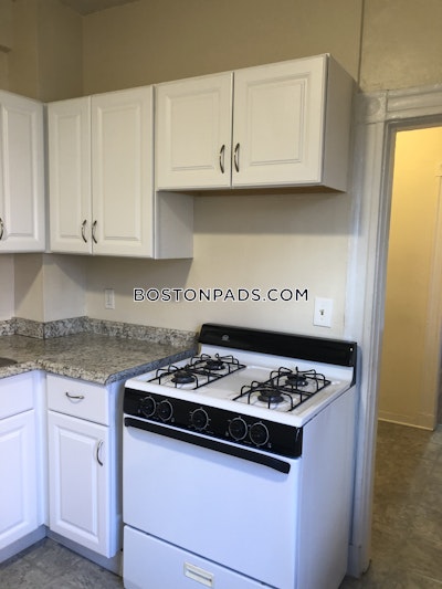 Brighton Wonderful 2BD 1BA Cleveland Circle Apartment Boston - $2,600