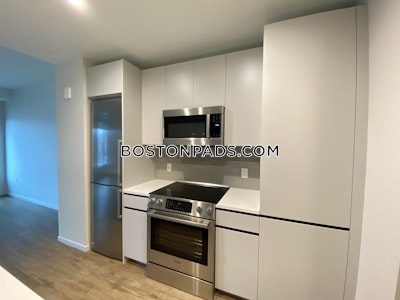 Seaport/waterfront Beautiful 1 bed 1 bath available NOW on Seaport Blvd in Boston!  Boston - $4,738