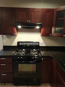 Dorchester 2 Beds 1 Bath Boston - $2,595