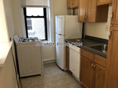 Fenway/kenmore 1 Bed 1 Bath BROOKLINE- BROOKLINE VILLAGE $2,150 Boston - $2,150 No Fee