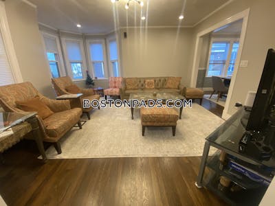 Medford 3 Beds Tufts  Tufts - $3,900 No Fee
