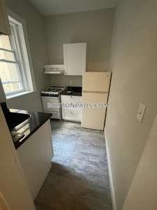 Allston 2 Beds 1 Bath Boston - $2,800 No Fee