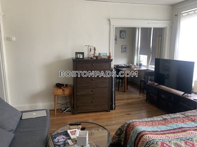 Fenway/kenmore Apartment for rent Studio 1 Bath Boston - $2,275 No Fee