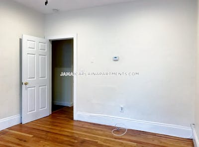 Jamaica Plain Apartment for rent 3 Bedrooms 1 Bath Boston - $2,999 No Fee