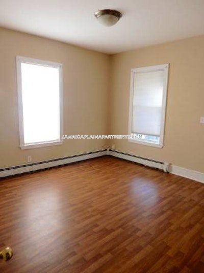 Jamaica Plain 3 Beds 1 Bath Boston - $3,600