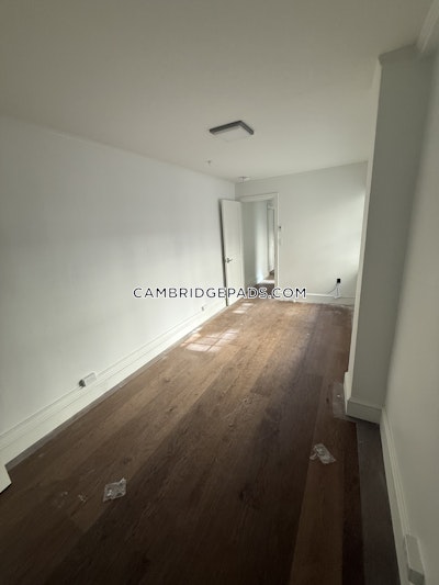 Cambridge 1 bedroom 1 baths in CAMBRIDGE  Harvard Square - $3,000 No Fee