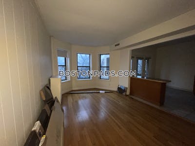 Allston Apartment for rent 3 Bedrooms 1.5 Baths Boston - $4,500