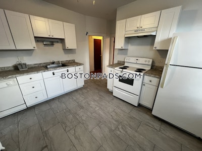 Somerville 3 Beds 1 Bath  Tufts - $4,500