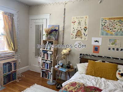 Medford Apartment for rent 3 Bedrooms 1 Bath  Tufts - $3,900