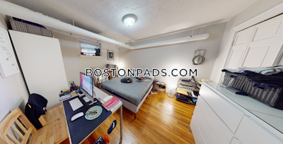 Somerville Apartment for rent 1 Bedroom 1 Bath  Tufts - $2,700