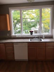Somerville Apartment for rent 3 Bedrooms 1 Bath  Tufts - $3,900