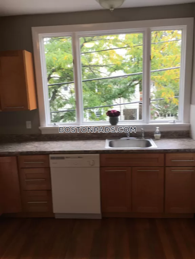 Somerville Apartment for rent 3 Bedrooms 1 Bath  Tufts - $3,900