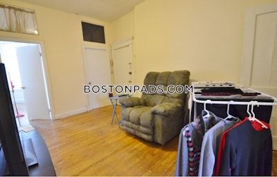Fenway/kenmore Apartment for rent 3 Bedrooms 1 Bath Boston - $3,800 No Fee