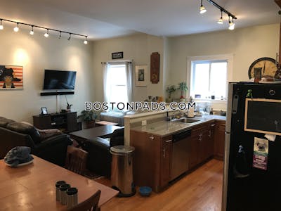 Somerville Apartment for rent 3 Bedrooms 1 Bath  Winter Hill - $3,750
