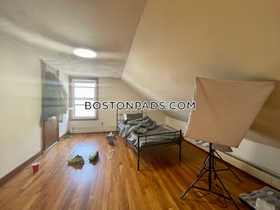 Somerville Apartment for rent 3 Bedrooms 2 Baths  Spring Hill - $3,928 50% Fee