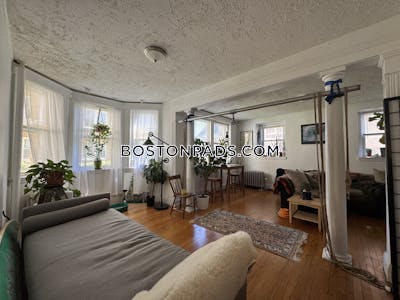 Malden Apartment for rent 1 Bedroom 1 Bath - $2,000