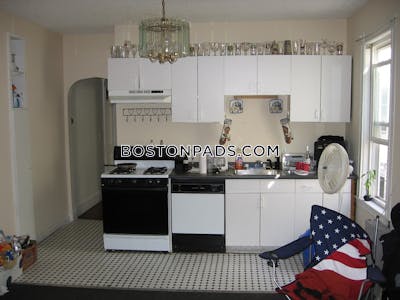 Allston/brighton Border Apartment for rent 4 Bedrooms 2 Baths Boston - $3,500
