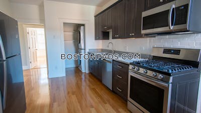 Brookline Apartment for rent 3 Bedrooms 1 Bath Cleveland Circle - $4,350