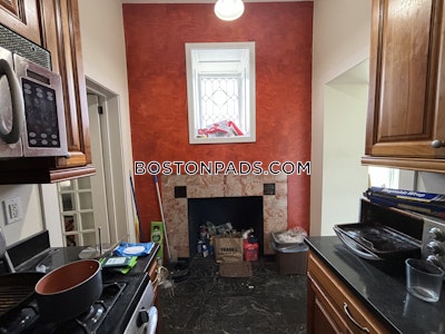 Back Bay 2 Beds 2 Baths Boston - $4,500