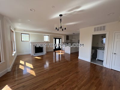 Everett Apartment for rent 3 Bedrooms 3.5 Baths - $4,200
