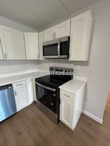 Cambridge Apartment for rent 3 Bedrooms 1 Bath Mt. Auburn/brattle/ Fresh Pond - $3,195