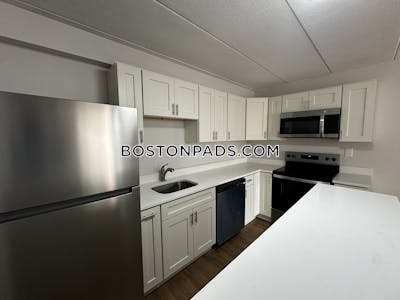 Cambridge 3 bedroom 1 baths in CAMBRIDGE  Mt. Auburn/brattle/ Fresh Pond - $3,150